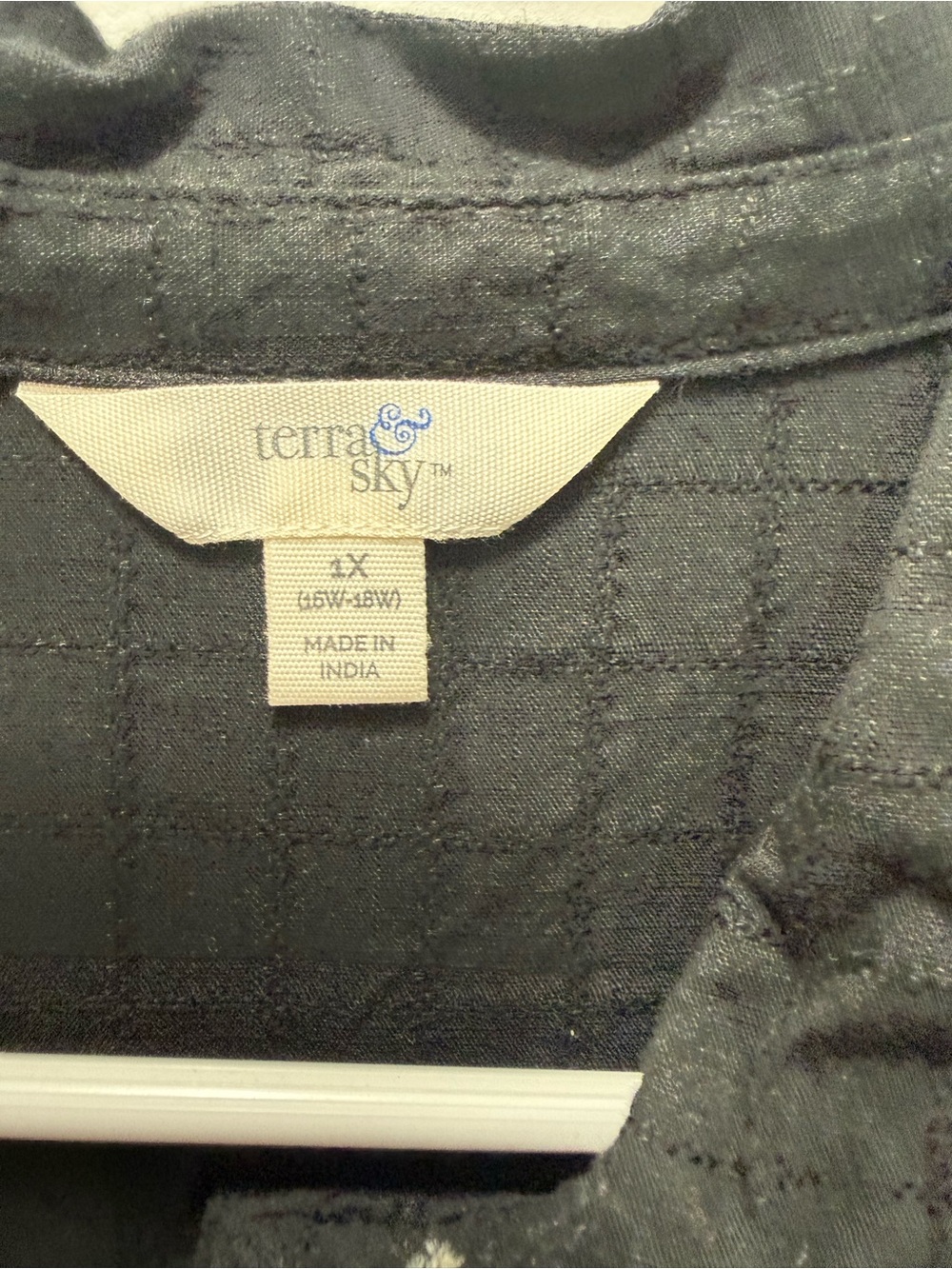 Terra & Sky Black Textured Button-Front Dress - Picture 2 of 4